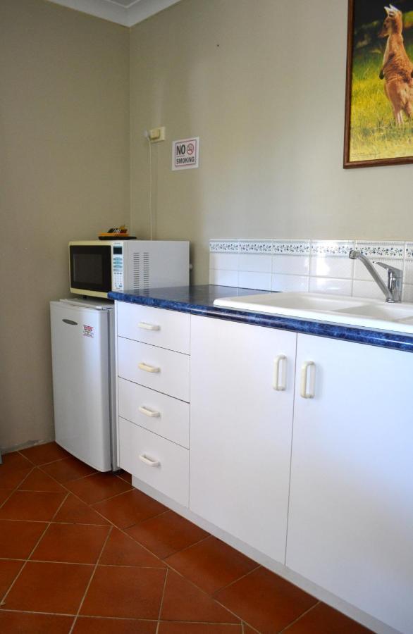 Busselton Ithaca Motel ภายนอก รูปภาพ