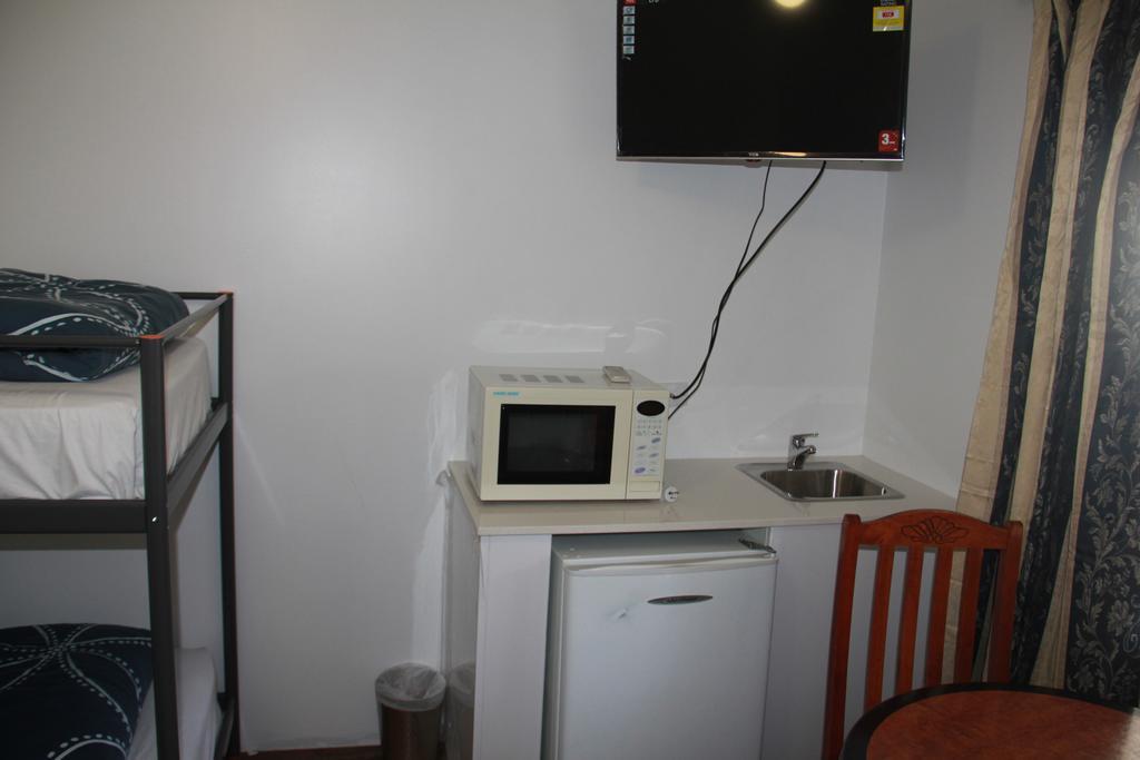 Busselton Ithaca Motel ภายนอก รูปภาพ