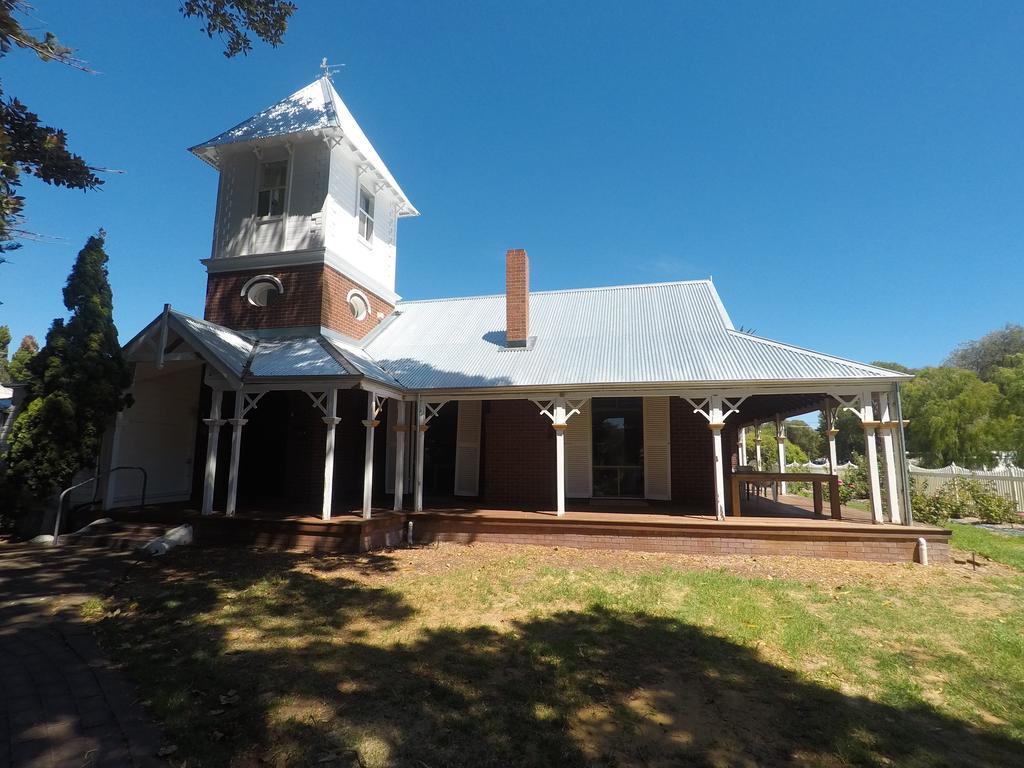 Busselton Ithaca Motel ภายนอก รูปภาพ