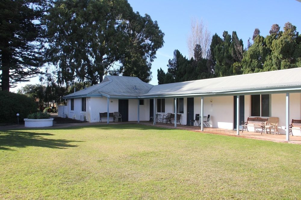 Busselton Ithaca Motel ภายนอก รูปภาพ